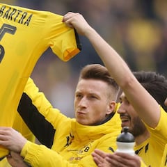 Marc Bartra viajó a Mónaco a apoyar al Borussia Dortmund