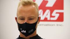 Haas presenta un buque ruso