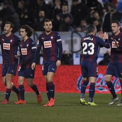 El Eibar vive en el campo rival