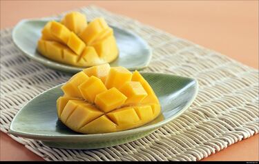 Los tres superalimentos recomendados para reducir la papada
