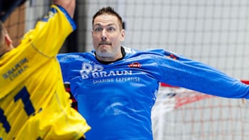 Lichtlein le cierra todos los espacios a Salinas.