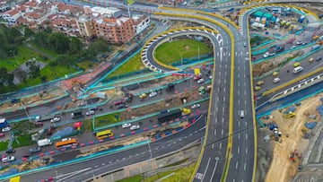Este el puente que conecta la Avenida El Rincón con la Avenida Boyacá en Bogotá, el cual se prevé sea entregado a mediados de noviembre de este año. Foto: Redes sociales / Orlando Molano.