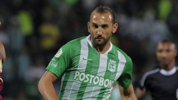 Hern&aacute;n Barcos durante un partido con Atl&eacute;tico Nacional ante Tolima por los cuadrangulares de Liga &Aacute;guila.