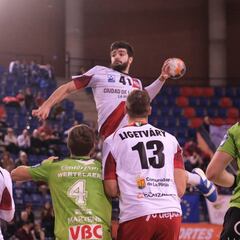 Kukic sentencia al Alchiles Bocholt belga en Logroño