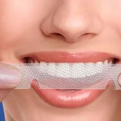 Estas son las tiras blanqueadoras de dientes más vendidas en Amazon
