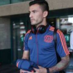 Charles Aránguiz fue operado con éxito de su lesión en Suiza