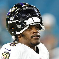 Lamar Jackson ofrece disculpas por insulto homofóbico a aficionado