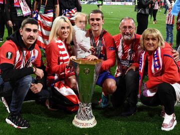 Antoine Griezmann con su familia.