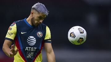 Bruno Valdez durante un partido del América