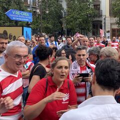 La afición muestra su malestar con la propiedad del club