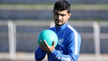 Chory Castro se retira del entrenamiento del Málaga