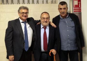 Encuentro con los Ases en el saln de actos de Caja Rural en Sevilla con directivos, jugadores y aficin del conjunto hispalense. 