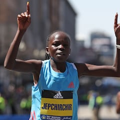 Jepchirchir, baja por lesión