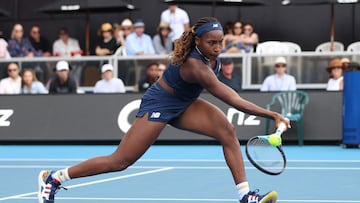 Coco Gauff en el partido con su compatriota Emma Navarro en Auckland.