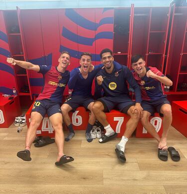 Dani Olmo, Gavi, Araujo y Pedri celebrando la victoria ante el Real Madrid.