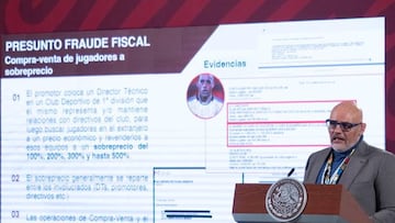 Exponen reportaje El Cártel del Gol en conferencia matutina de AMLO