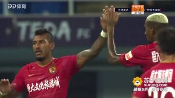 Est¨¢ en estado de gracia total: doblete de 9 puro de Paulinho