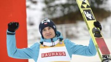 Stoch refuerza su liderato con su quinta victoria en Lahti