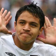 Este triplete de Alexis Sánchez en Colo Colo cumple 12 años