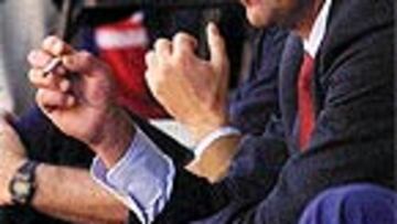 <B>CUESTIONADO</B>. Pepe Acebal ha perdido su autoridad en el vestuario y la confianza del Consejo.