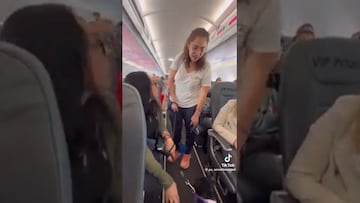 Vídeo: Usuarios denuncian a Viva Aerobus por bajar a pasajera que llevaba a su perro de apoyo emocional