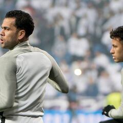 Dani Alves se llevó los mayores pitos del Santiago Bernabéu