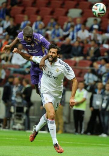Arbeloa y Khouma.