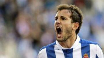 Stuani celebrando un gol con el Espanyol.