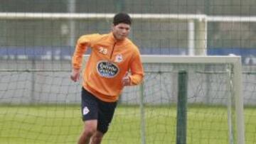 Kaká Bezerra rescinde su contrato con el Deportivo.