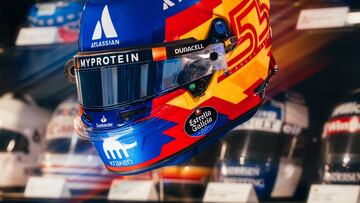 Casco de Carlos Sainz para la temporada de F1 2025.