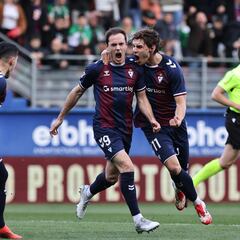 Bautista resurge de sus cenizas