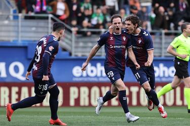 Casi cuatro meses y medio después Bautista acabó con su sequía. Gran forma de desquitarse, con un doblete que le servirá para coger confianza. El segundo tanto, de bella factura tras un quiebro en el área. Pudo haber redondeado su tarde con un hat-trick, pero Ezkieta le negó el gol.