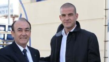 <b>GARCÍA, CON EL ESPANYOL. </b>El club cuenta desde ayer con 14 desfibriladores de última generación.