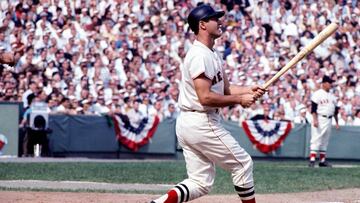 Carl Yastrzemski disput&oacute; 23 maravillosas temporadas con los Boston Red Sox.