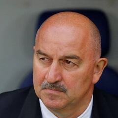 Se lanza una campaña para defender al seleccionador ruso