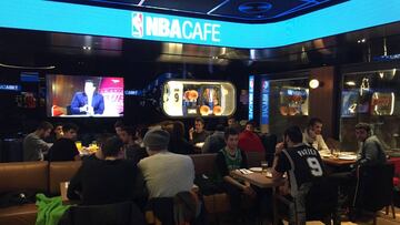 El NBA Caf&eacute; de Barcelona cierra por el &quot;incierto futuro&quot; hostelero