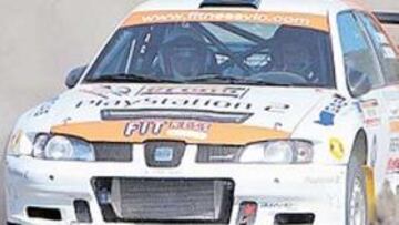 <b>ESTRENO. </b>Crivillé consiguió ayer su primer podio en el Nacional de rallys de tierra y lo hizo primero.