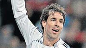 <b>LETAL. </b>Van Nistelrooy es el máximo goleador del equipo.