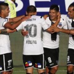 Colo Colo se aprovecha de Unión Española para despegar