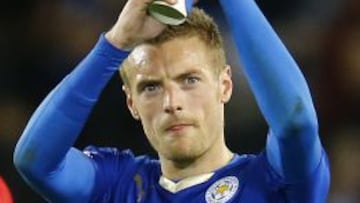 El delantero ingl¨¦s del Leicester, Jamie Vardy, tras el partido contra el WBA.