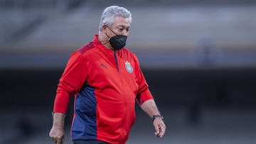 Chivas parts ways with manager Victor Manuel Vucetich