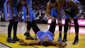 Susto de Durant y Westbrook claudica ante Stephen Curry