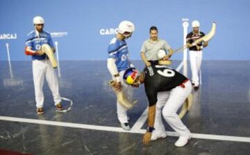 24/09/16 TORNEO INTERNACIONAL VILLA DE MADRID JAI ALAI

FINAL DE IÑAKI GOIKOETXEA Y TXABI INZA CONTRA IMANOL LOPEZ Y JEAN OLHARAN














