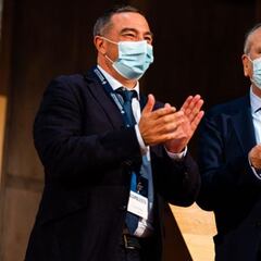 Fernando Roig recibe la medalla de oro de la FFCV