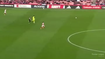 Raya deja la acción más increíble del año en la Premier: de no creer lo que pasó en el 99′