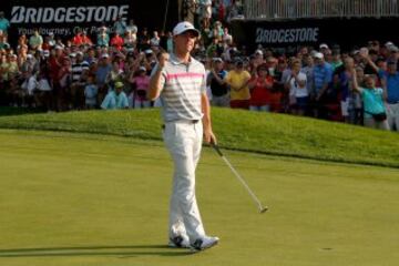 La emocin estuvo servida hasta el final, pero fue Rory Mcllroy quien finalmente decant la balanza de su parte y se alz con la victoria en el Bridgestone Invitational de Akron, relegando a Sergio Garca a un meritorio segundo puesto. 