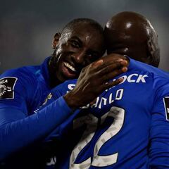 Con Herrera y Corona, Porto vence al Deportivo Aves