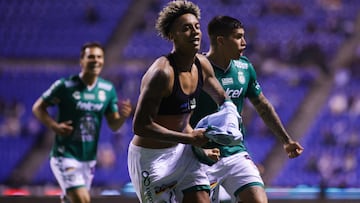 during the 3rd round match between Puebla and Leon as part of the Liga BBVA MX, Torneo Apertura 2024 at Cuauthemoc Stadium on July 16, 2024 in Puebla, Puebla, Mexico.