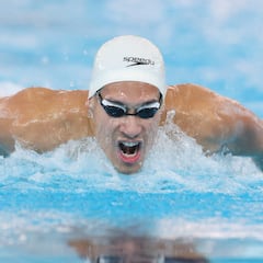 Hugo resurge, Hoek acelera