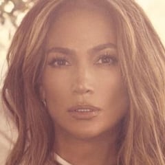Jennifer López arrasa en redes con su lado más natural y llegará a Netflix